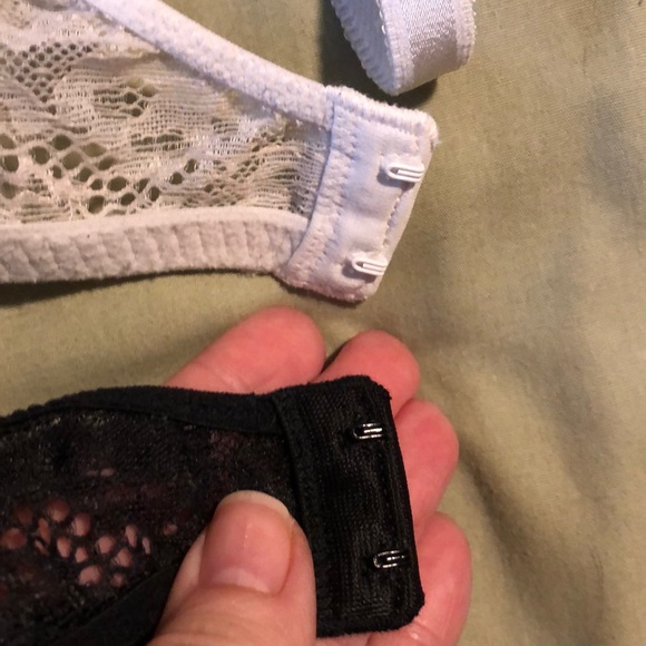 Bras - Picture 7 of 8